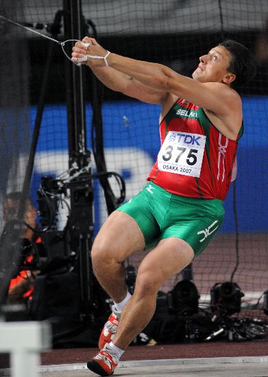 图文-田径世锦赛男子链球决出金牌 大力士蒂霍恩