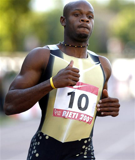 黑人短跑运动员图片