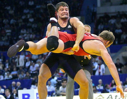 图文-摔跤世锦赛男子古典式84公斤级 米申绝对优势