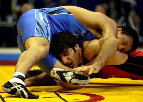 图文-摔跤世锦赛男子古典式84公斤级 让你不能翻身