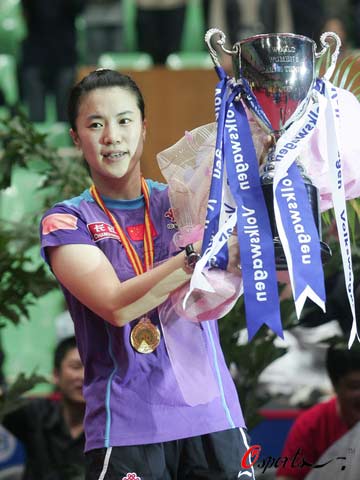 图文女乒世界杯王楠胜张怡宁夺冠值得纪念的一刻