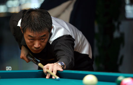 图文-"绅迪"杯九球排名赛 张凯中远台进攻