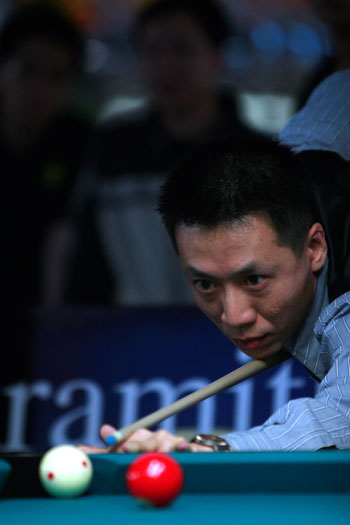 图文-"绅迪"杯九球排名赛 郭志浩形势严峻