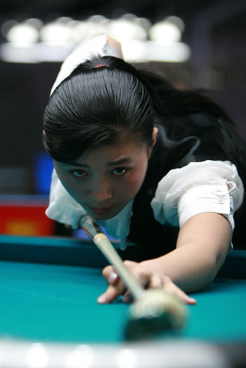 图文-"绅迪"杯九球排名赛 付小芳心态轻松