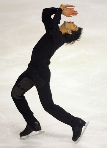 图文-花滑中国杯男单短节目 瑞士人兰比尔沉浸其中