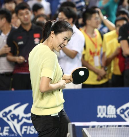 退役之后的王楠生活丰富多彩