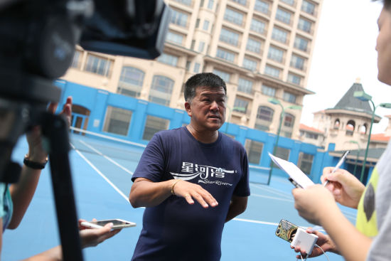 星河湾职业网球俱乐部执行长马伟开受访