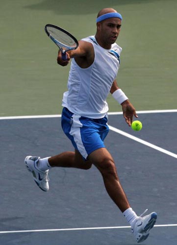 图文-辛辛那提大师赛第二日赛况 布雷克一身肌肉