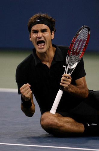 图文-美网男单费德勒获得四连冠 费德勒倒地狂吼
