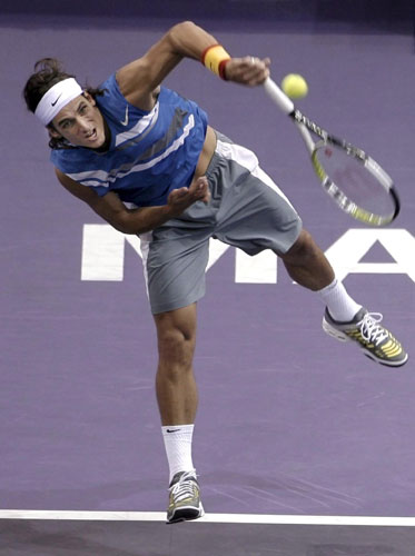 图文-费德勒进马德里大师赛四强 洛佩兹的发球功力_网球频道_nike新浪