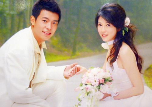 (徐亮与妻子邓亦敏)