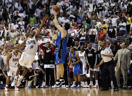 点击图片进入第一页