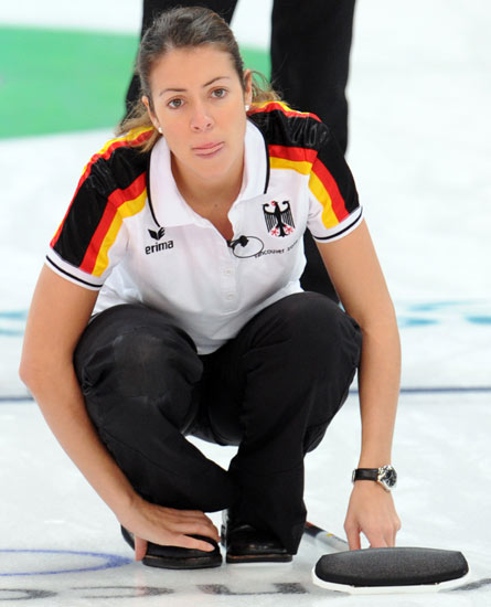 点击图片进入第一页