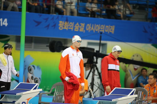 孙杨亲自承认参加４００米自比赛