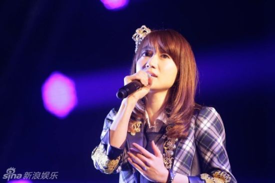 大岛优子(新浪娱乐资料图)