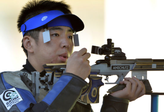 曹逸飞态度谦虚