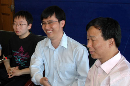 北京理科状元宁少阳的两位班主任(左：李秋生 右：汤布斌)